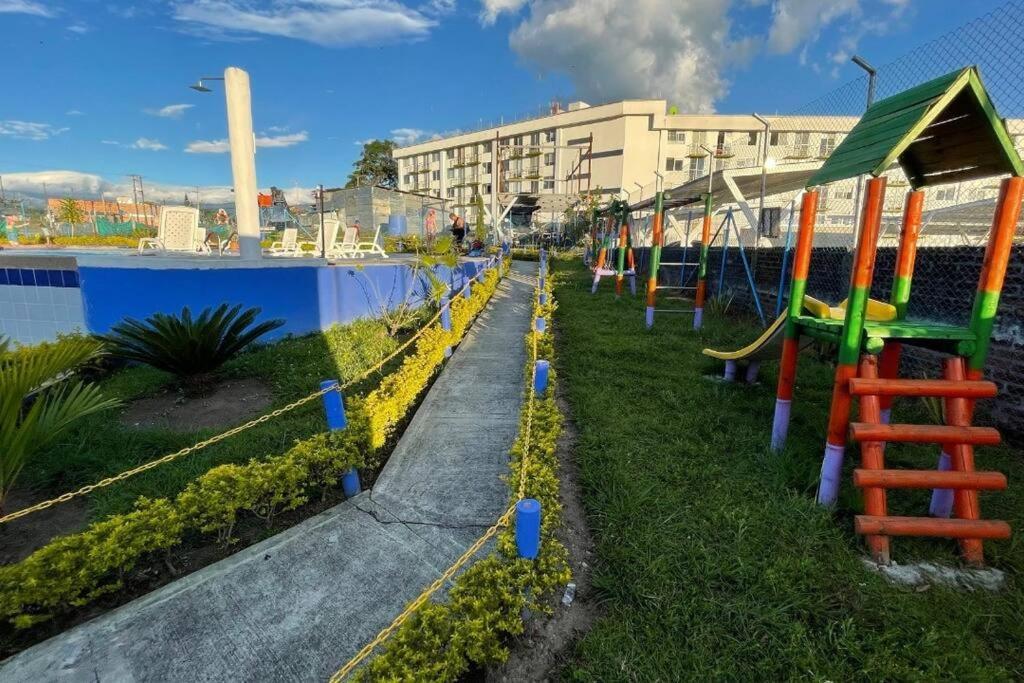 Apartamento Cerca Parque Del Cafe Con Piscina Montenegro Ngoại thất bức ảnh