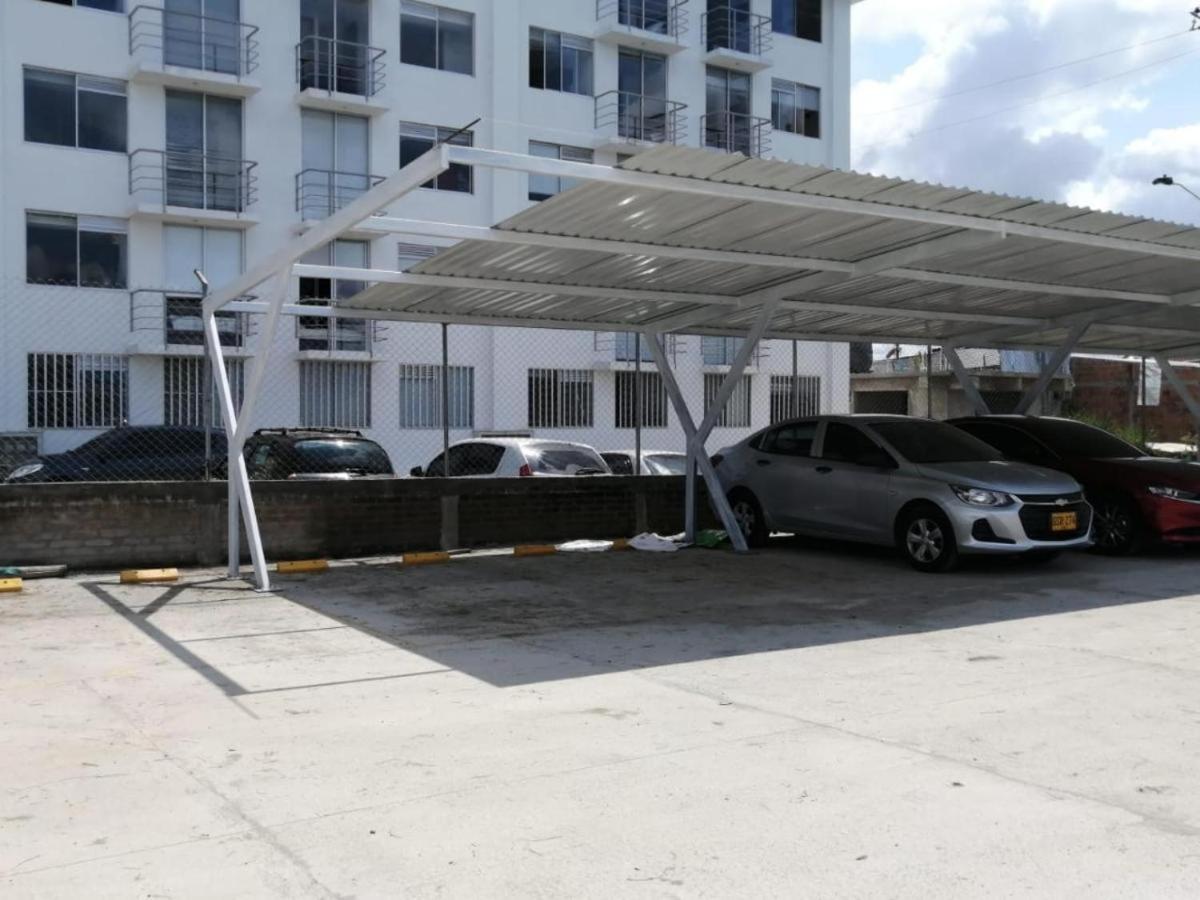 Apartamento Cerca Parque Del Cafe Con Piscina Montenegro Ngoại thất bức ảnh